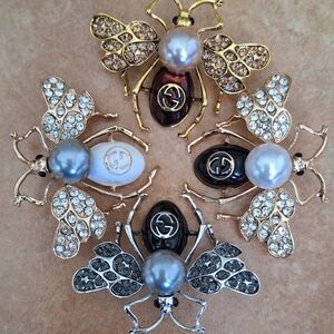 Bug, Bee Broches/Pin. Rhinestone Pearl Jewerly